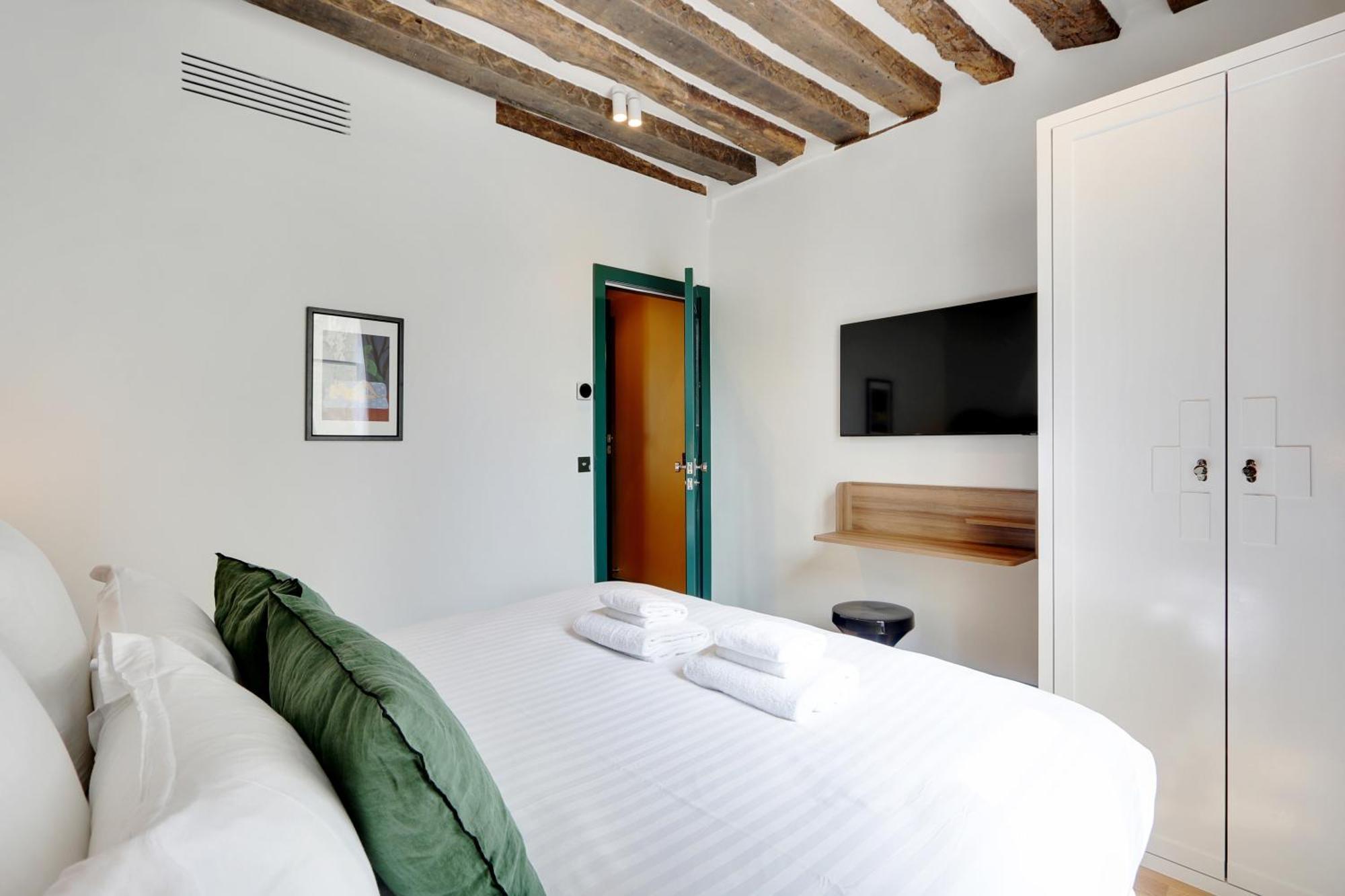 Paris Home Collection Serviced Apartments In Notre Dame - Rue Savoie Kültér fotó