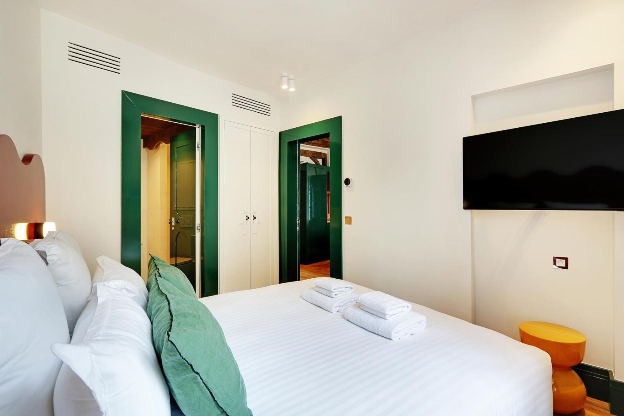 Paris Home Collection Serviced Apartments In Notre Dame - Rue Savoie Kültér fotó